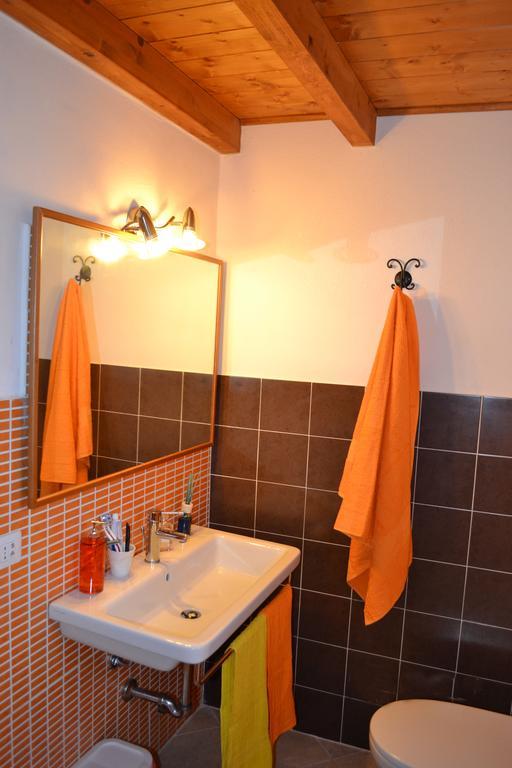 Apartments Mimose Badesi Habitación foto